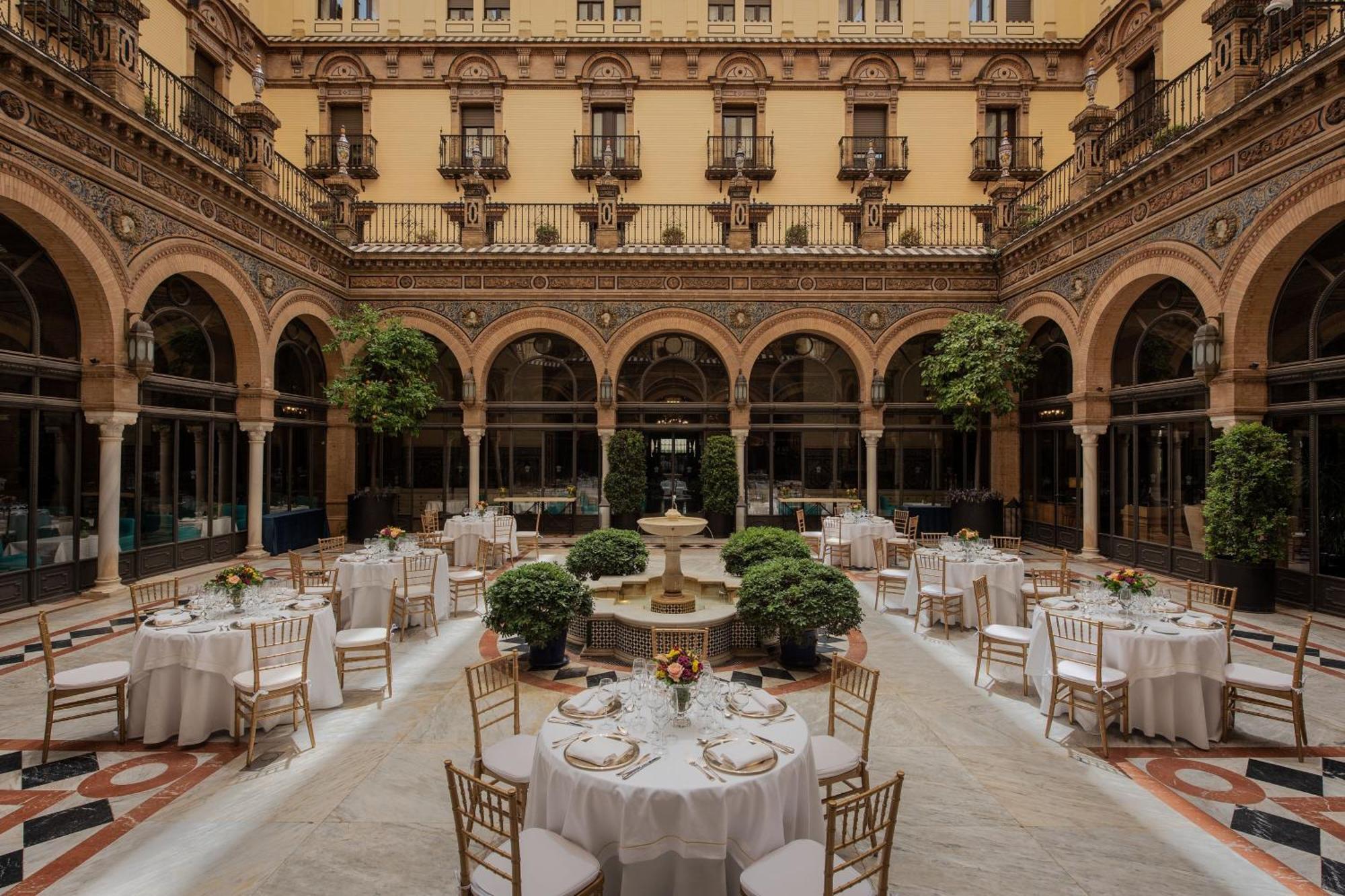 Hotel Alfonso Xiii, A Luxury Collection Hotel, Seville Exterior photo